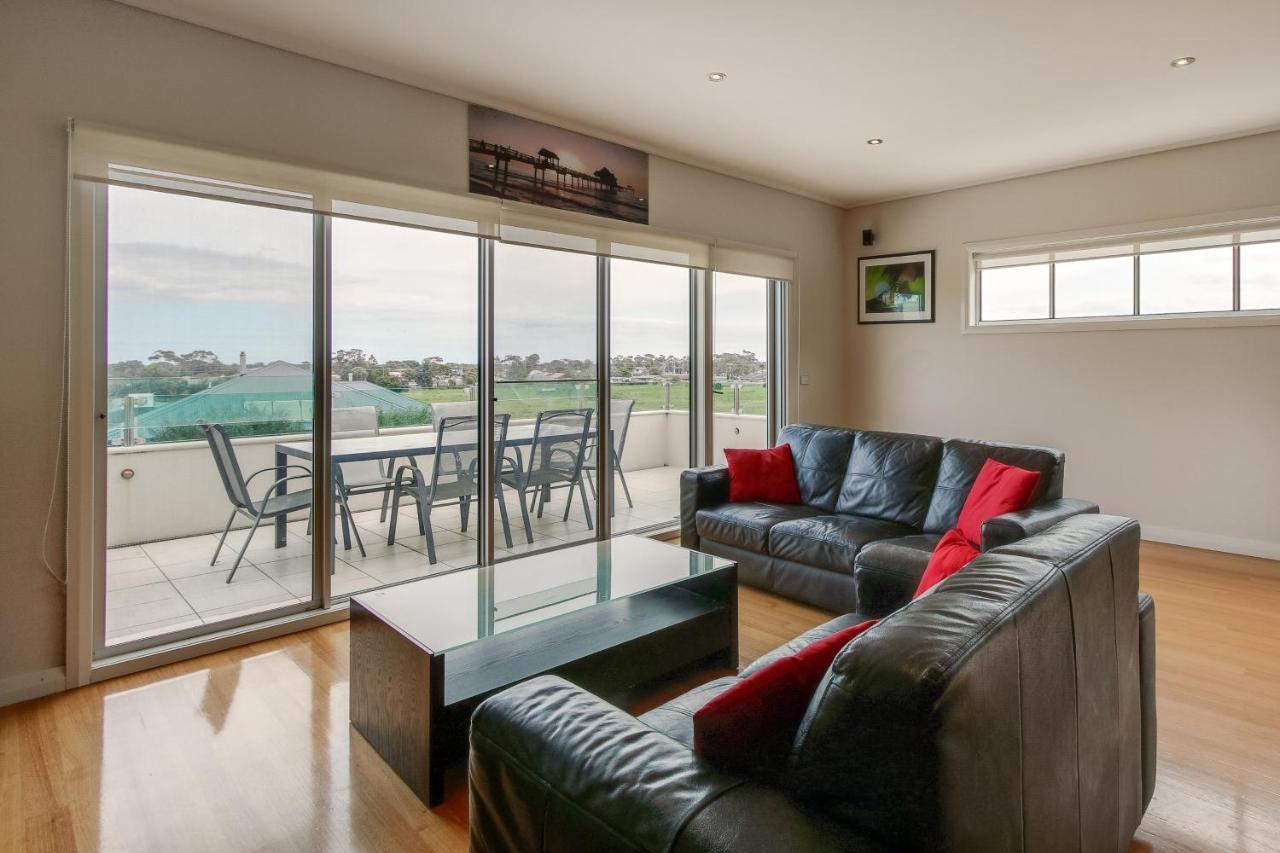 The Terrace Villa Lakes Entrance Bagian luar foto